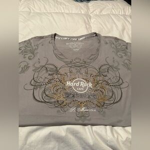 Hard Rock Cafe Gray Short Sleeve Tee with Copper  Accents Graphic